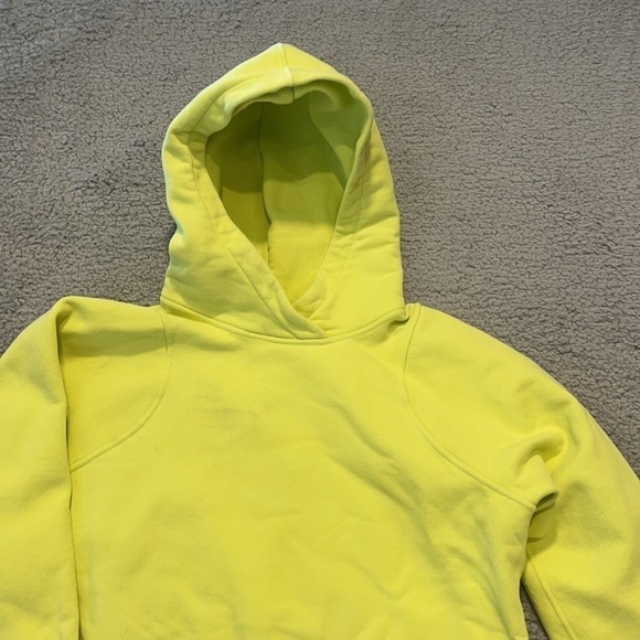 Lululemon Loungeful Cropped Hoodie
Electric Lemon size 4 - Picture 4 of 8